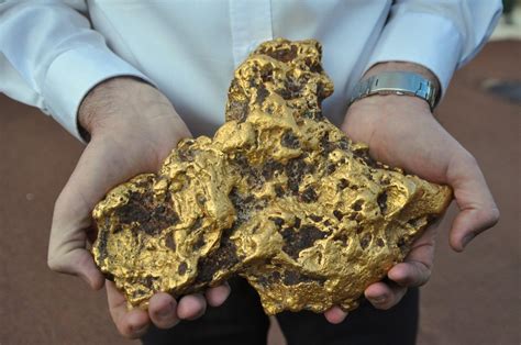 'gold' Search .